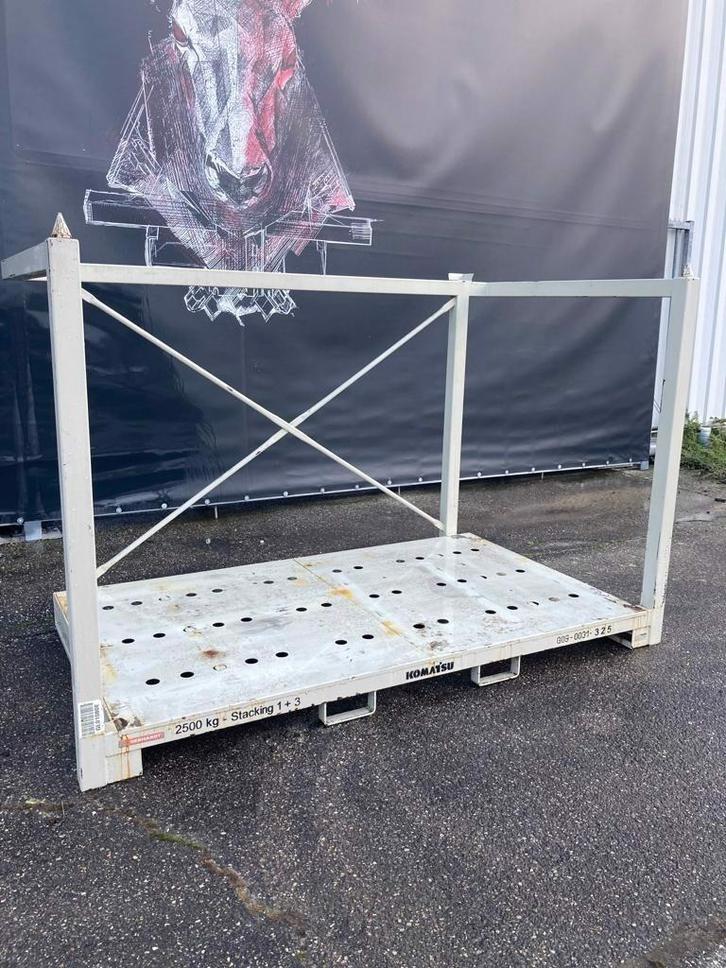 Stapelbak groot zwaar staal, max 2500kg, Zakelijke goederen, Kantoor en Winkelinrichting | Magazijn, Stelling en Opslag, Ophalen