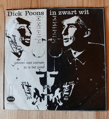 single 1968 Dick Poons In zwart wit 