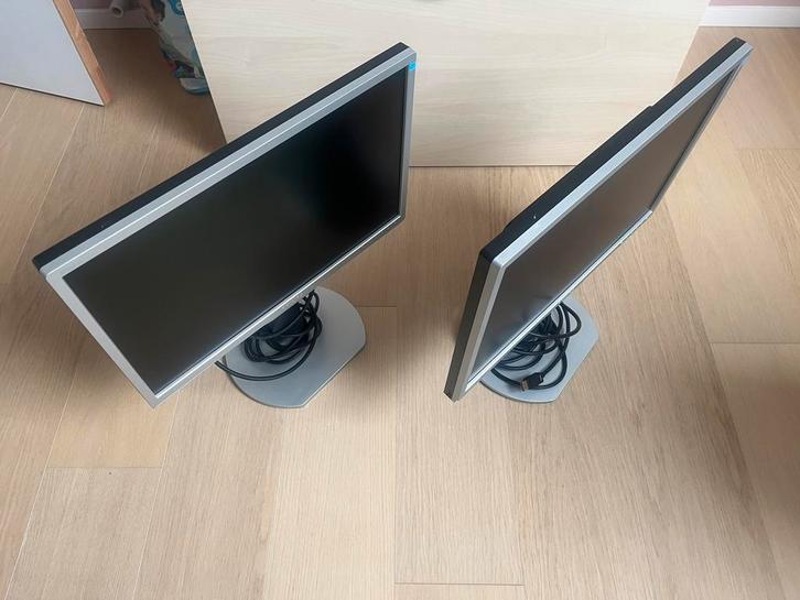 2 x pc scherm/monitor 22inch, Computers en Software, Monitoren, Zo goed als nieuw, DisplayPort, Ophalen