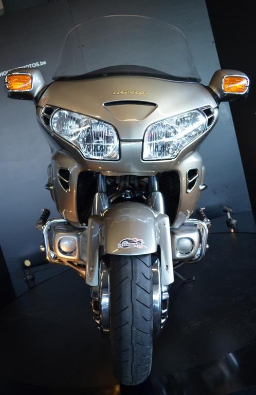 Honda GL 1800 de Goldwing met tal van extra's & topconditie, Motoren, Motoren | Honda, Bedrijf, Toermotor, meer dan 35 kW, Ophalen