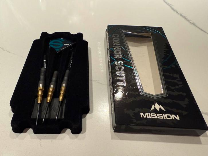 Allerlei sets, Sport en Fitness, Darts, Zo goed als nieuw, Flights, Verzenden