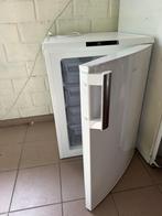 AEG vriezer tafelmodel, Elektronische apparatuur, Vriezers en Diepvrieskisten, Ophalen, Zo goed als nieuw, Vrijstaand, Vrieskast