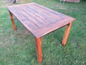 Robuuste tuintafel teak 160 x 80 beschikbaar voor biedingen
