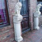 2 grandes colonnes anciennes + un lion dessus (total H 192), Enlèvement