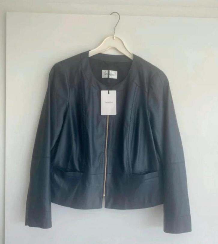 Gilet en cuir Mayerline, Vêtements | Femmes, Vestes & Costumes, Neuf, Manteau, Taille 42/44 (L), Noir, Enlèvement ou Envoi