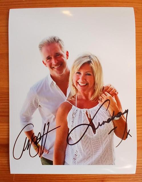 Gesigneerde foto van Kristoff en Lindsay., Verzamelen, Muziek, Artiesten en Beroemdheden, Nieuw, Gesigneerd, Verzenden