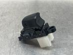 RAAMSCHAKELAAR Nissan X-Trail (T32) (01-2013/12-2022), Gebruikt, Nissan