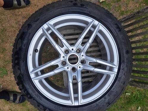 Set winterbanden op velg 215/55 R17 - Passat B8, Auto-onderdelen, Banden en Velgen, Banden en Velgen, Winterbanden, 17 inch, 215 mm