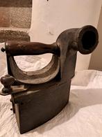 Ancien fer à repasser à braises XIXe siècle Mondragon, Enlèvement ou Envoi