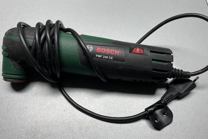 Gratis Bosch Multitool PMF 220 CE, Doe-het-zelf en Bouw, Gereedschap | Handgereedschap, Gebruikt, Ophalen
