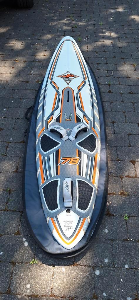 JP Australia Freestyle Wave 78l te koop wegens stop surf, Watersport en Boten, Windsurfen, Zo goed als nieuw, Plank, Minder dan 250 cm