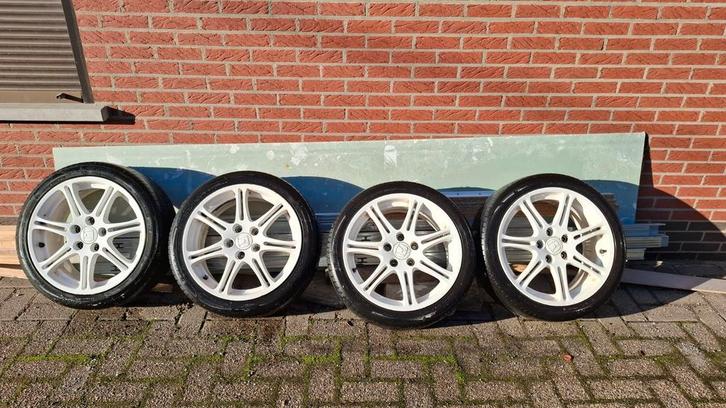 enkei 17inch velgen met goede banden, Auto-onderdelen, Banden en Velgen, Band(en), Gebruikt, Ophalen