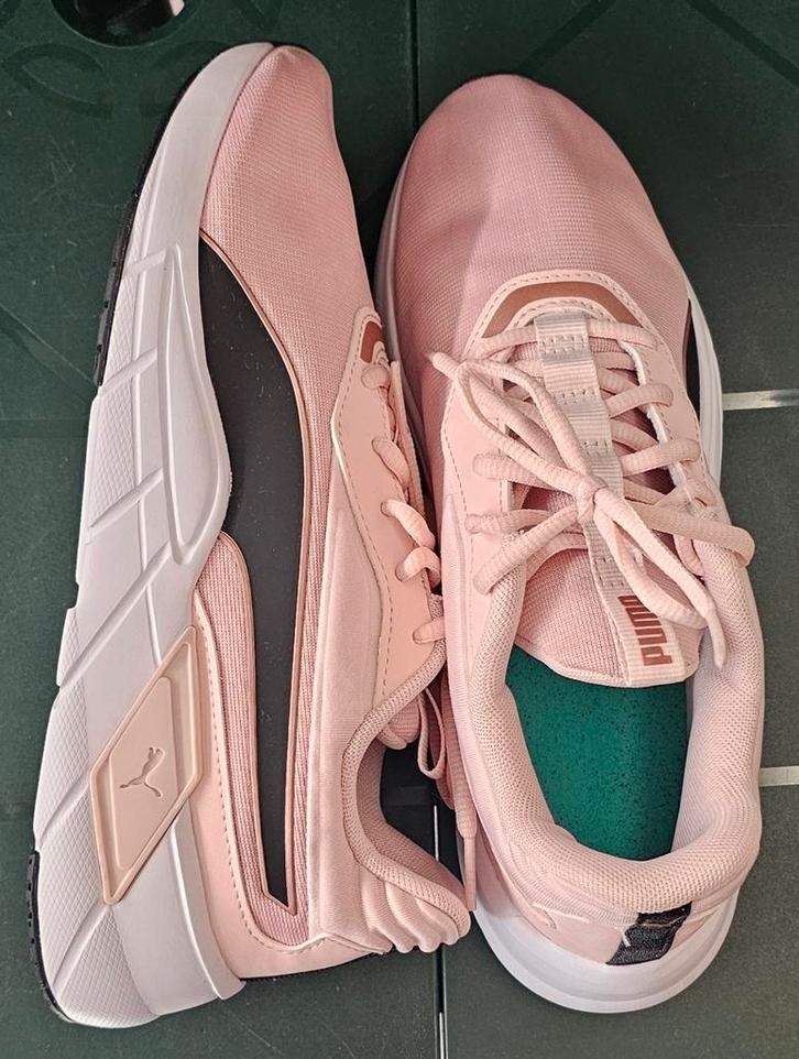 PUMA Lex Safari Glam Gymschoenen 40 met kors, nike,adidas, Kleding | Dames, Schoenen, Zo goed als nieuw, Sneakers, Roze, Ophalen of Verzenden