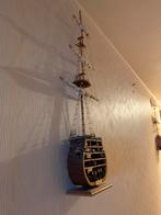 Coupe bateau en bois exotique HMS Victory origine Île Mauric, Collections, Marine, Comme neuf