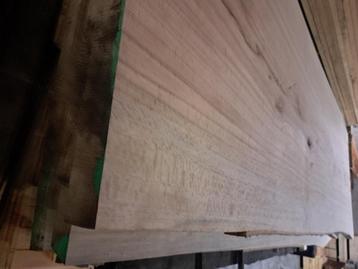 Boomstam tafels tussen de 80cm breed en 1m breed 40mm  beschikbaar voor biedingen