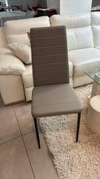 6 identieke stoelen te koop 150€ lichtgrijs, Huis en Inrichting, Ophalen of Verzenden, Zo goed als nieuw, Grijs