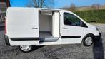 Camionette Frigorifique, Auto's, Bestelwagens en Lichte vracht, Wit, Bedrijf, Euro 4, Handgeschakeld