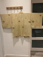Haori vintage en soie – jaune doux avec motifs floraux, Verzenden, Zo goed als nieuw