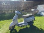 50cc GTS toscana dynamic B klasse, Fietsen en Brommers, Ophalen, Gebruikt