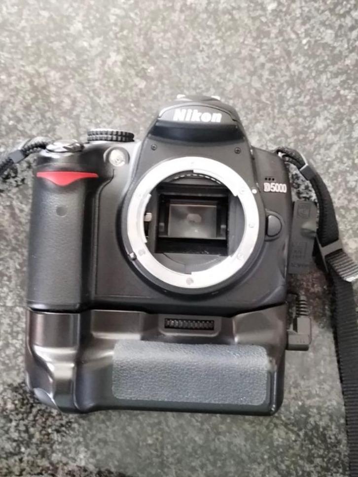 Nikon D5000 met 3 lenzen, flitser, rugzak en accessoires, Audio, Tv en Foto, Foto | Lenzen en Objectieven, Gebruikt, Accessoires