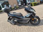 Honda PCX125 2017, Motoren, Motoren | Honda, Scooter, Bedrijf, 125 cc, 11 kW of minder