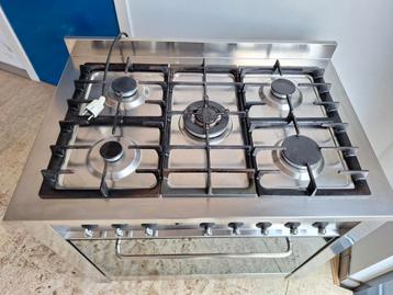 marque Indesit convient uniquement à un usage professionnel, Enlèvement ou Envoi, Utilisé