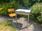 Vintage Lessenaar / schoolbankje met stoeltje, Huis en Inrichting, Bureaus, Ophalen, Gebruikt