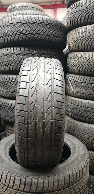 235/50R18 235 50 18 marque d'été Bridgestone.