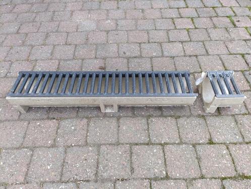 Afvoergoot Aco Euroline 100 antraciet (rest van 45cm lang), Doe-het-zelf en Bouw, Buizen en Afvoer, Zo goed als nieuw, Afvoer