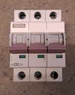 Teco Automaat 3P 32A, Hobby & Loisirs créatifs, Composants électroniques, Comme neuf, Enlèvement ou Envoi
