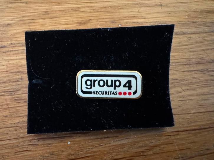 Pin Group 4 Securitas, Collections, Broches, Pins & Badges, Comme neuf, Enlèvement ou Envoi