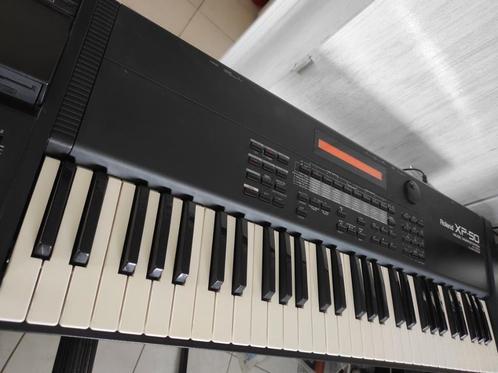 ROLAND XP50 .PERFECTE STAAT. SUPER TOESTEL., Muziek en Instrumenten, Synthesizers, Zo goed als nieuw, 61 toetsen, Roland, Ophalen