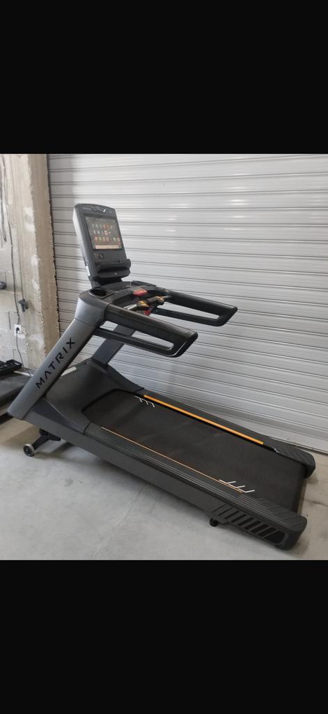 Matrix looband Performance and Endurance, Sport en Fitness, Fitnessapparatuur, Zo goed als nieuw, Loopband, Ophalen of Verzenden