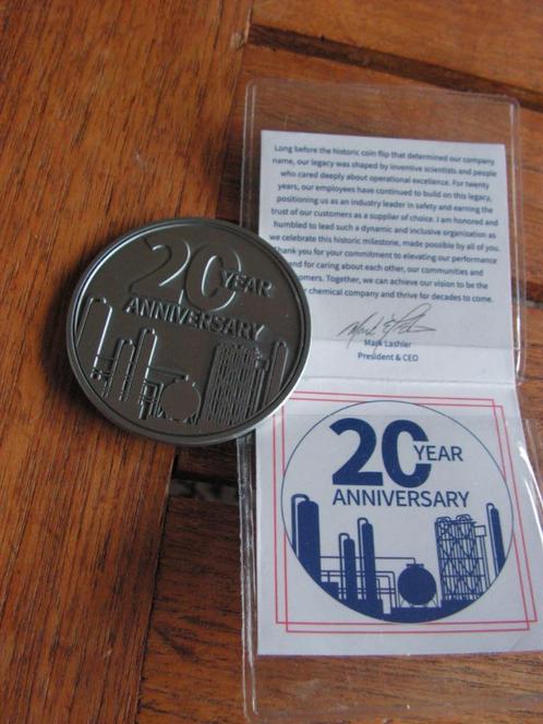 Pièce commémorative 20 ans de Chevron Philips Chemical., Timbres & Monnaies, Pièces & Médailles, Autres matériaux, Enlèvement ou Envoi