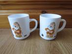 Vintage 2  mug tasse Atchoum 7 nains de Disney en arcopal, Tasse(s) et/ou soucoupe(s), Enlèvement ou Envoi, Neuf