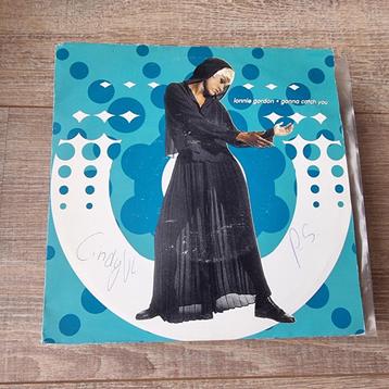 7" Lonnie Gordon - Gonna catch you beschikbaar voor biedingen