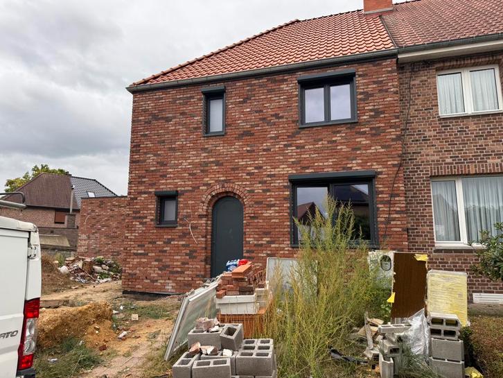 Halfopen bebouwing – 200 m² – 5 slpk (mog. 7)– 40 m² garage, Immo, Huizen en Appartementen te koop, Genk, 500 tot 1000 m², Hoekwoning