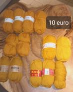 13 pelotes de laine à crocheter Royal et Saskia, Comme neuf, Enlèvement ou Envoi