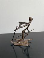 Antieke bronzen skiër, Antiek en Kunst, Ophalen, Brons