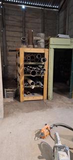 Pvc buizen, koppelstukken, metalen bokken en sorteerbakken, Doe-het-zelf en Bouw, Buizen en Afvoer, Ophalen, Zo goed als nieuw