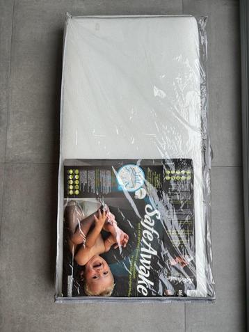 SafeAwake - Matras met Bamboe en 3D-honinggraad structuur beschikbaar voor biedingen