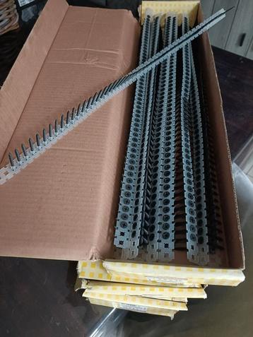 PGB Fasteners 3,5  x 35 mm beschikbaar voor biedingen