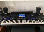 Yamaha Genos + pedalen en speakers, Muziek en Instrumenten, Keyboards, Ophalen, Zo goed als nieuw, Roland