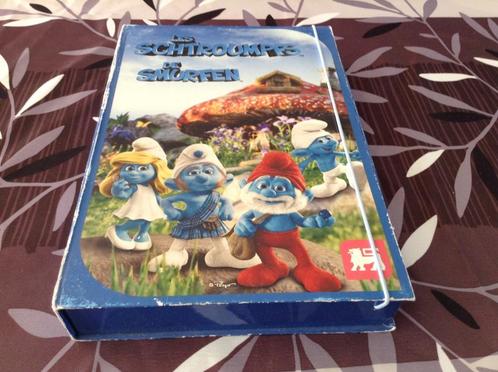 De Smurfen verzamelmap Delhaize (2011), Verzamelen, Smurfen, Gebruikt, Poppetje, Figuurtje of Knuffel, Verschillende Smurfen, Ophalen of Verzenden