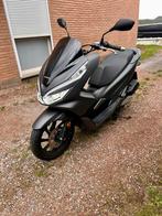 Honda PCX 125 – 2020 – 6.700 km – Gris Mat, Fietsen en Brommers, Ophalen, Zo goed als nieuw