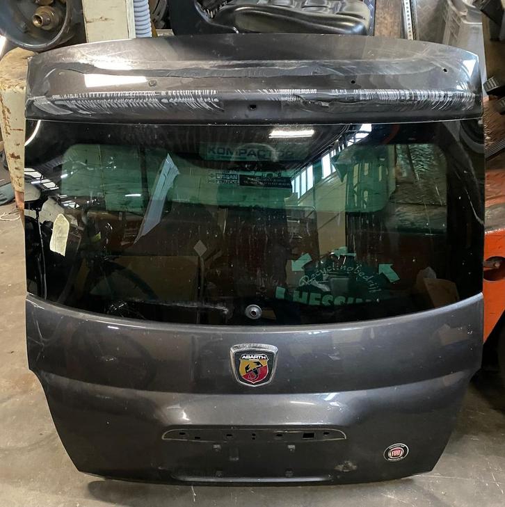 AMERIKAANSE Achterklep Fiat 500 Abarth 2015 antraciet metall, Auto-onderdelen, Carrosserie, Bumper, Gebruikt, Herkomst onderdeel bekend