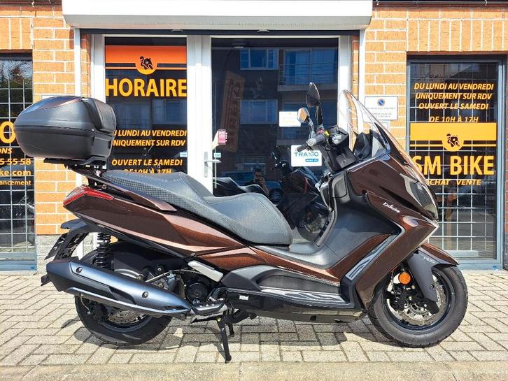 KYMCO DOWNTOWN 300 ABS DE 2017 AVEC 3900 KMS !, Motos, Motos | Marques Autre, Entreprise, Scooter, 12 à 35 kW, 1 cylindre, ABS