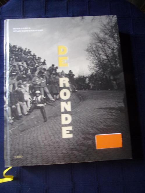 DE RONDE VAN VLAANDEREN, Boeken, Sportboeken, Zo goed als nieuw, Lopen en Fietsen, Ophalen of Verzenden