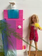 Setje barbie met douche, Enfants & Bébés, Jouets | Poupées, Comme neuf, Enlèvement ou Envoi, Barbie