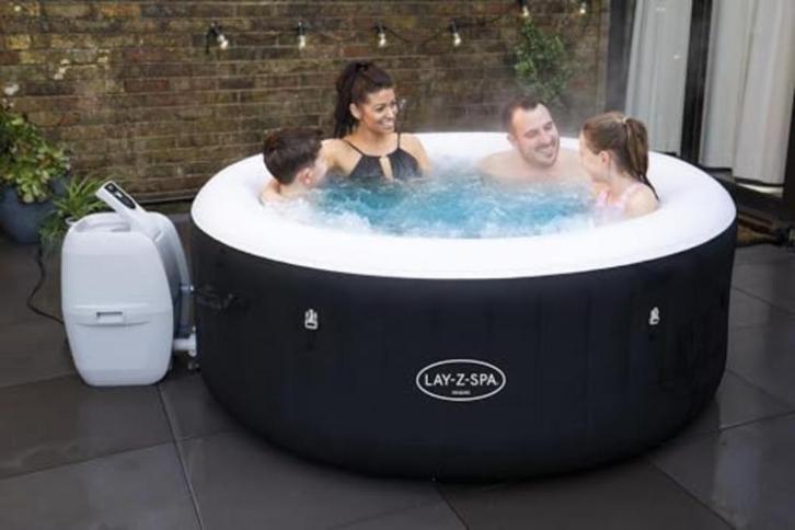 yacuzzi, Tuin en Terras, Bubbelbaden en Hottubs, Nieuw, Opblaasbaar, Afdekzeil, Filter, Pomp, Ophalen